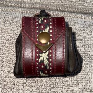 Genuine italian leather jewelry pouch